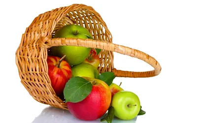 Яблоки в корзине стоковое изображение. изображение насчитывающей еда -  28588705