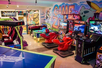 Зал игровых автоматов для детей в подмосковном отеле Фореста Фестиваль Парк