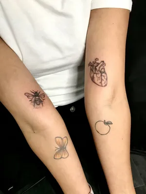 Сердце - один из самых популярных символов в татуировках. Казалось, что еще  необычного можно придумать с ним? Но мы уверены, что наша… | Instagram