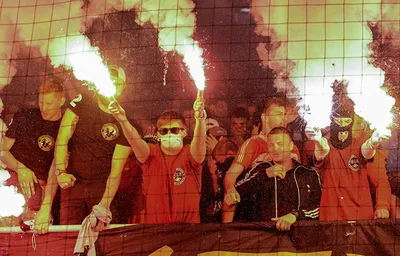 В Литве ожидаются столкновения российских и польских футбольных хулиганов -  Delfi RU