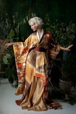 Что такое платье-кимоно и почему оно должно быть у каждой девушки этим летом