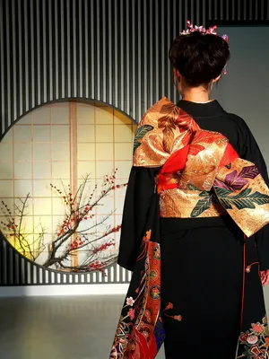 Японское кимоно и его интересные особенности | Asian Wave | Маленькая Азия  | Дзен