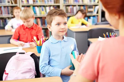 Почему учеба в школе превращается в кошмар для родителей - Российская газета