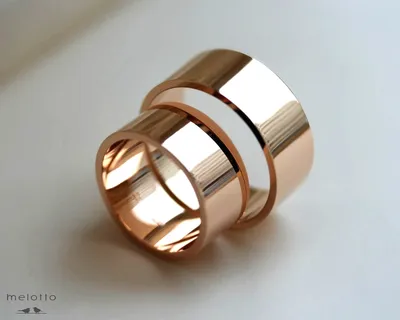 Массивные гладкие обручальные кольца из розового золота
