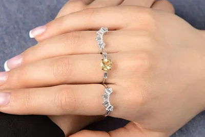 Золотые обручальные кольца с бриллиантами \"VKA 096\" | gredzentins.lv
