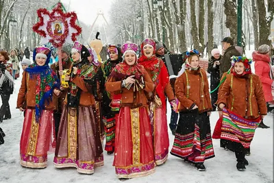 Рождество Христово 2018: самые красивые колядки на украинском и русском  языках - Телеграф