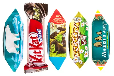 Шоколадные конфеты сортированные сладости из смеси пищевых продуктов и фон  Стоковое Фото - изображение насчитывающей различно, молоко: 182272560