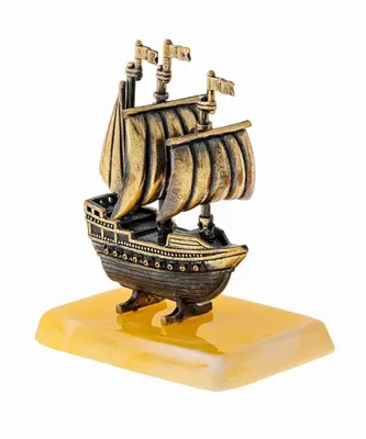 Корабль Алые Паруса 1262 – фигурка-сувенир из янтаря и латуни, купить оптом