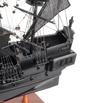 LEGO Конструктор Пираты Карибского моря Корабль Чёрная жемчужина