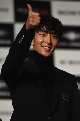 Топ-5 лучших корейских актеров первой половины 2020 года | theGirl