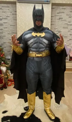 Новый костюм Бэтмена показали вживую | Gamebomb.ru