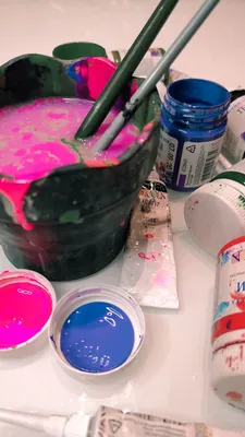 Обои на рабочий стол Карандаши, краски и кисти художника, обои для рабочего  стола, скачать обои, обои бесплатно