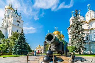 Башня Spasskaya Москвы Кремля часть Кремль выбивает часы ` выставок 5 O  Стоковое Фото - изображение насчитывающей москва, зодчества: 121583730