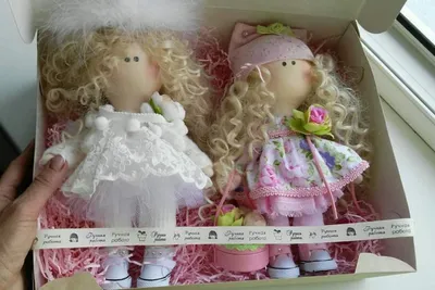 Тильда куклы в яркой покрашенной одежде Стоковое Изображение - изображение  насчитывающей делать, подушка: 75762485