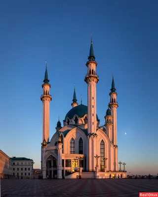 Вечерний Кул-Шариф Evening Kul Sharif Mosque. Caption: Kremlin souvenirs.  Caption: Circus Stock Photo | Adobe Stock