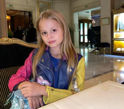 Талантливая дочь Кузи из Универа. 10-летняя Милана покоряет сцену