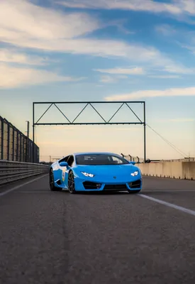 1015 л.с., 350 км/ч, гибрид, три экрана, управление со смартфона.  Представлен Revuelto — первый Lamborghini
