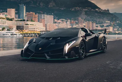 2015 Lamborghini Veneno Roadster Auction | Hypebeast