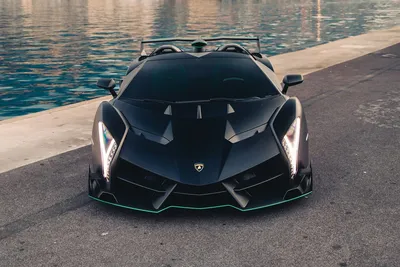 Lamborghini Veneno Roadster - The Collectors Circle