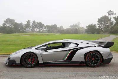 Lamborghini Veneno debuts in Geneva: Live photos