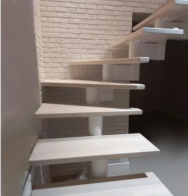 Деревянные лестницы на второй этаж частного дома » PAPACARLO фабрика  столярных изделий