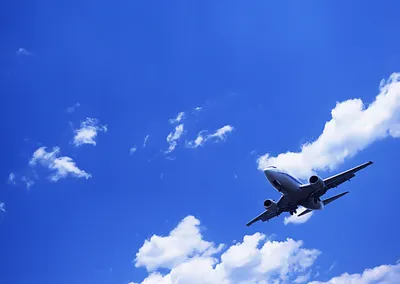 Вид с самолета, летящего над Европой Стоковое Изображение - изображение  насчитывающей двигатель, перевозка: 161475609