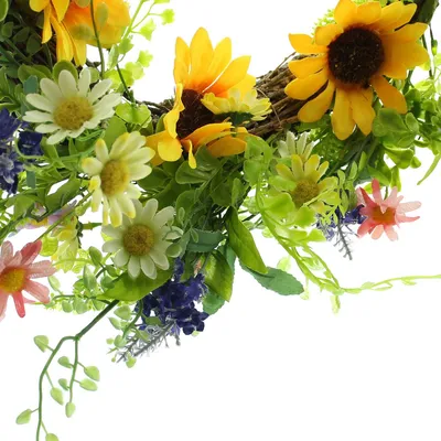 Различные летние цветы в бокале Стоковое Фото - изображение насчитывающей  промахов, зеленый: 156205018