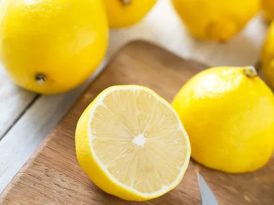 8 необычных способов применения лимона - Delfi RU