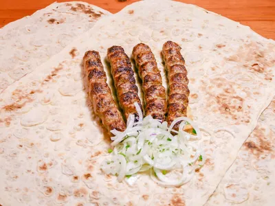 Люля-кебаб из говядины — Mazali | Доставка вкусной еды в Артеме