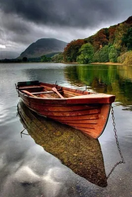 Лодка на воде | Живопись | Автор: Аурика - DotArt.info