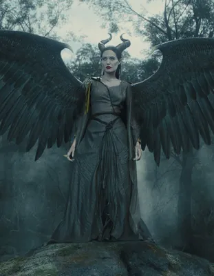 Maleficent - Evil is the New Black — Behind the Black Making Maleficent:  Costume Design... | Maleficent movie, Maleficent cosplay, Maleficent art