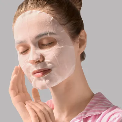 Тканевые маски для лица: как пользоваться | Чёрный Жемчуг