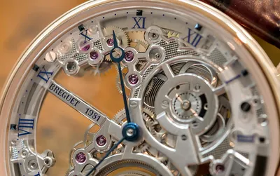 Виды часов, кварцевые и механические часы