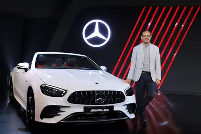 What do the different classes mean on Mercedes?