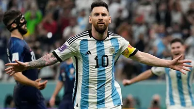 The Genius of Lionel Messi Just Walking Around | The New Yorker