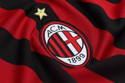 Миланские футбольные клубы усилились: кого купили «Милан» и «Интер»? -  Назар Новости