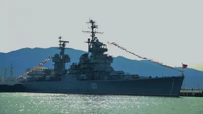 Более 3000 моряков и 45 кораблей приняли участие в Главном военно-морском  параде ко Дню ВМФ: ОБЩЕСТВО: ЯМАЛ 1