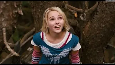 Leslie Burke Лесли Бёрк | Bridge to terabithia, Gym wallpaper, Best friend  photography