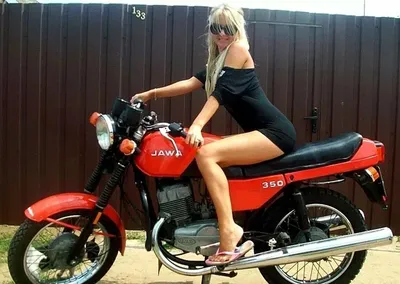 Купить масштабную модель мотоцикла Jawa 350/638-0-00 (Наши мотоциклы №2),  масштаб 1:24 (Modimio)
