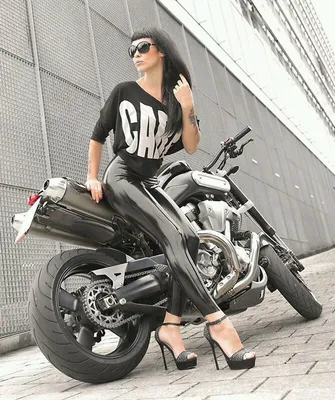 2,642 отметок «Нравится», 23 комментариев — B I K E R G I R L S  (@bikergirlshare) в Instagram: «Rate This P… | Девушки мотоциклистки,  Мотоцикл, Мотоцикл для девушки