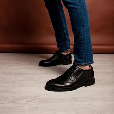 Мужская обувь 2019 бренд GUCCI - купить у поставщика East Shore Co.,Ltd
