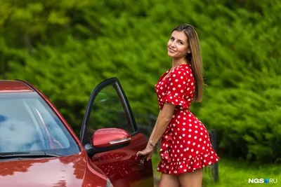 Девушка с парнем без лица в машине - подборка фото