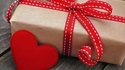 Что подарить парню на 14 февраля оригинальное, идеи подарка молодому  человеку в День Влюбленных