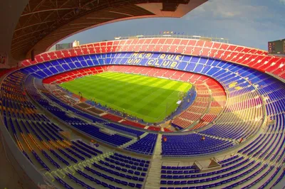 В Барселоне начался снос легендарного стадиона «Камп Ноу»