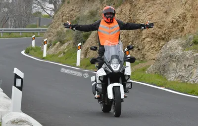 Правила езды на мотоцикле с пассажиром — Мотоциклы CFMOTO