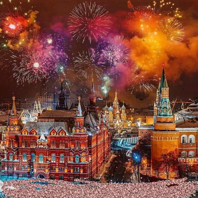 Новый 2021 год: сотни жителей наблюдали праздничный фейерверк в центре  Владивостока - PrimaMedia.ru