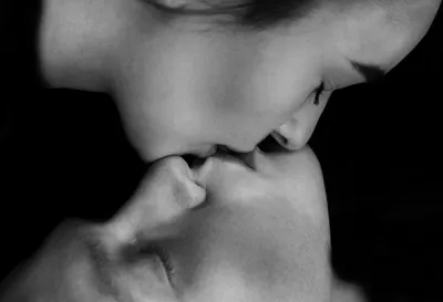 Поцелуй, который доводит до оргазма - Delfi RU