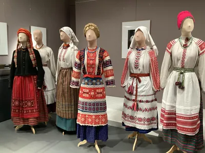 Коллекция народных костюмов лепельского строя XVIII – XIX вв. создана в  районном центре ремесел