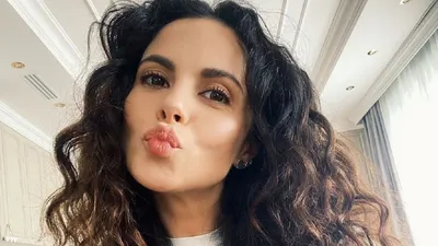 Настя Каменских продемонстрировала свой округлившийся живот - Звезды -  WomanHit.ru