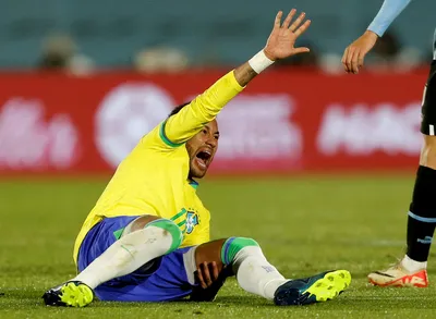 FIFA World Cup - Brazil have a new goalscoring king! 🇧🇷👑 Neymar Jr.'s  78th goal overtakes Pele as Confederação Brasileira de Futebol's all-time  men's leading scorer. 🔝 #FIFAWorldCup | Facebook